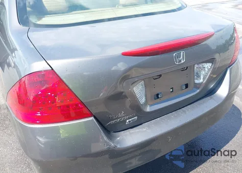 2006 Honda Accord 3.0 Ex z USA, uszkodzony, nr VIN 1HGCM66866A019285